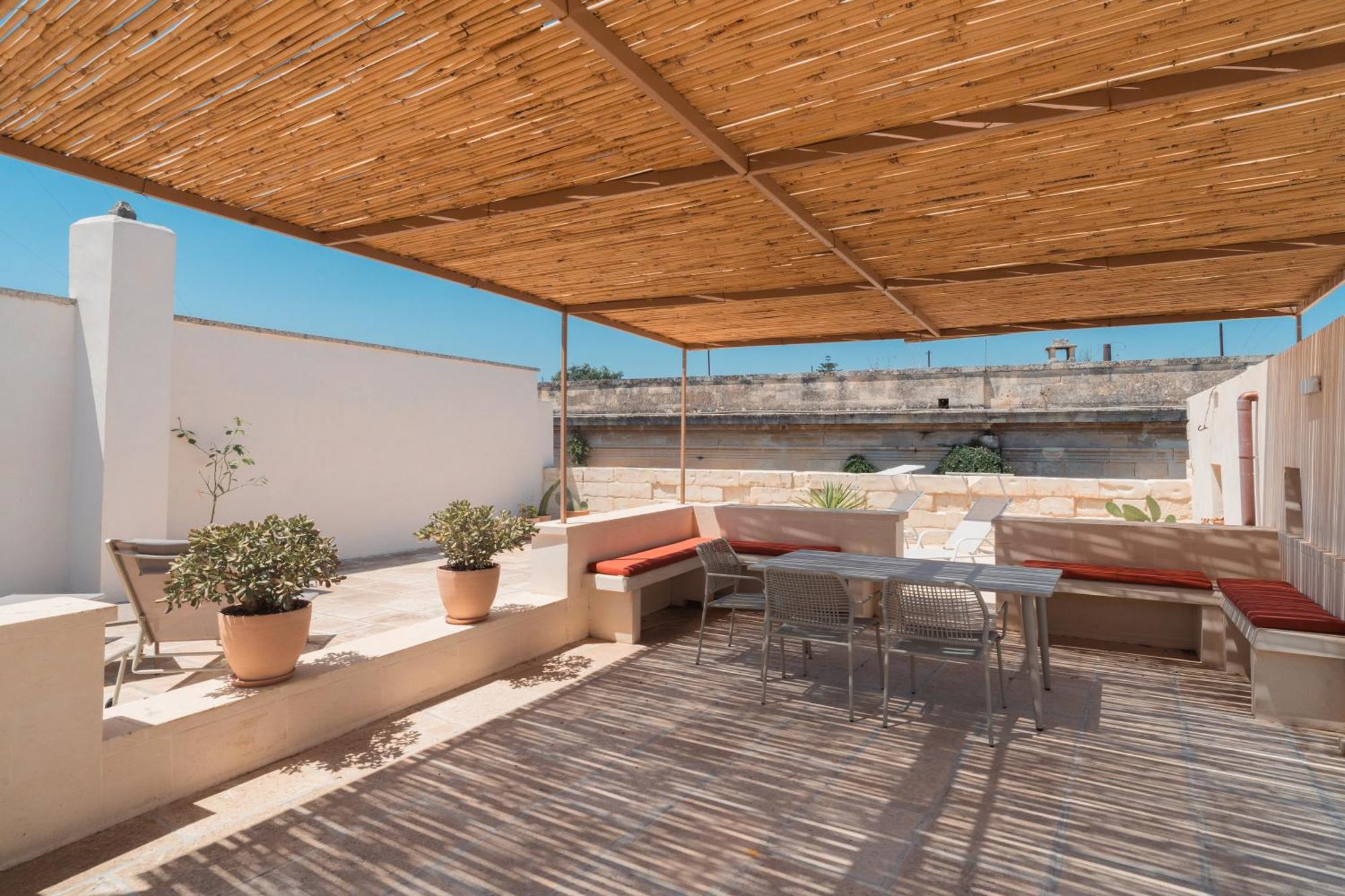 Margherita Apartment & Rooftop By Residence Colibri 莱切 外观 照片